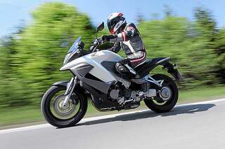 Honda Crossrunner Ein Mix Aus Tourer Funbike Und Sportler